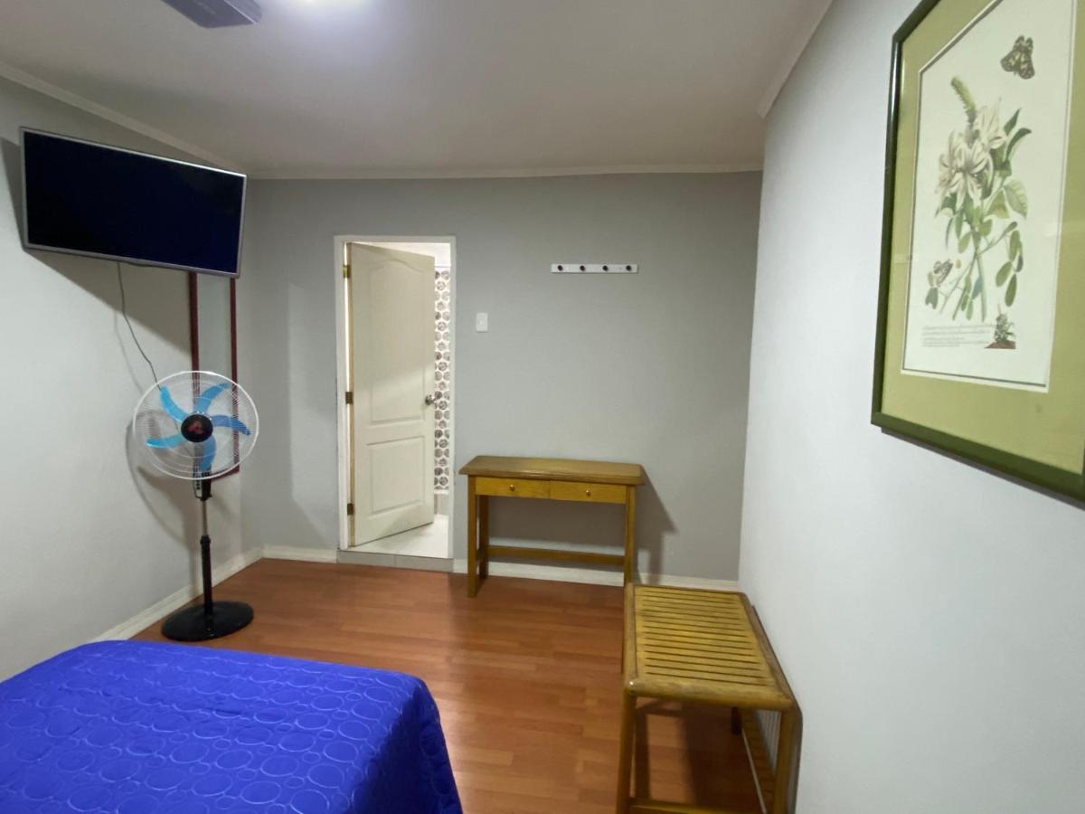 Intimo Hotel Los Heroes Santiago Luaran gambar